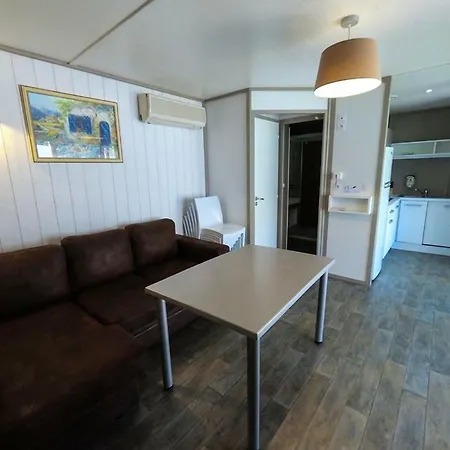 Les Oliviers 캠프장