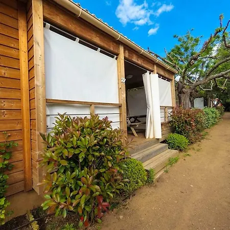 Les Oliviers Camping 4*
